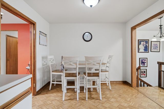 567 Happ Road, Northfield, IL 60093