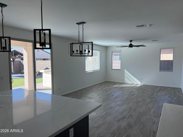 18519 W WILLIAMS Road, Surprise, AZ 85387