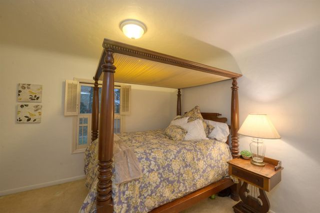 419 Burkhard Rd, Patterson, CA 95363