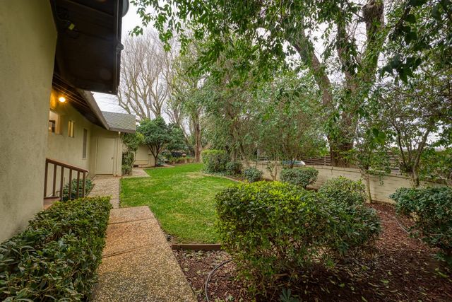 419 Burkhard Rd, Patterson, CA 95363