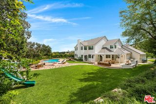 24049 Chestnut Way, Calabasas, CA 91302