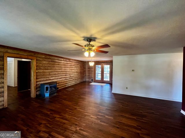 847 W Lake Drive, East Dublin, GA 31027