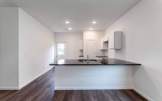 67 Stonehenge Ln, Manchester, TN 37355