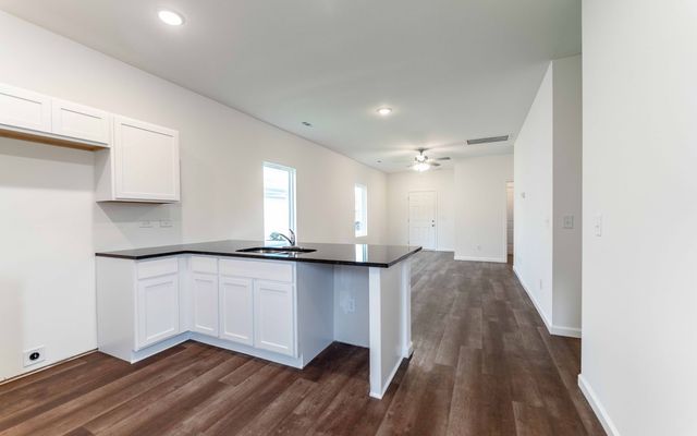 67 Stonehenge Ln, Manchester, TN 37355