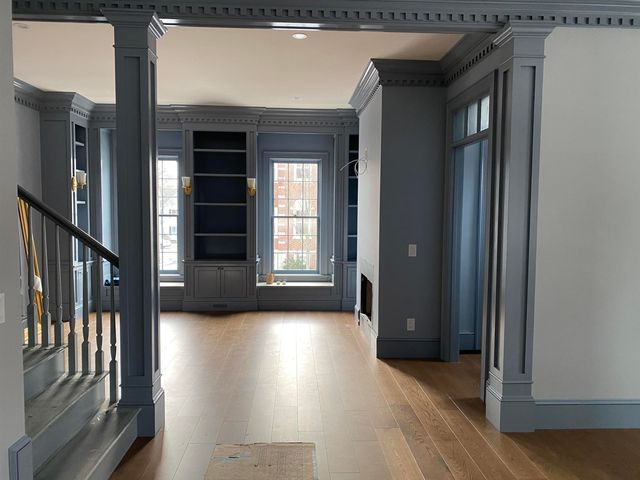 353 Pleasant Street, Portsmouth, NH 03801