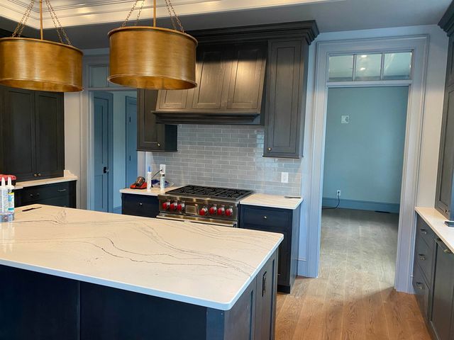 353 Pleasant Street, Portsmouth, NH 03801
