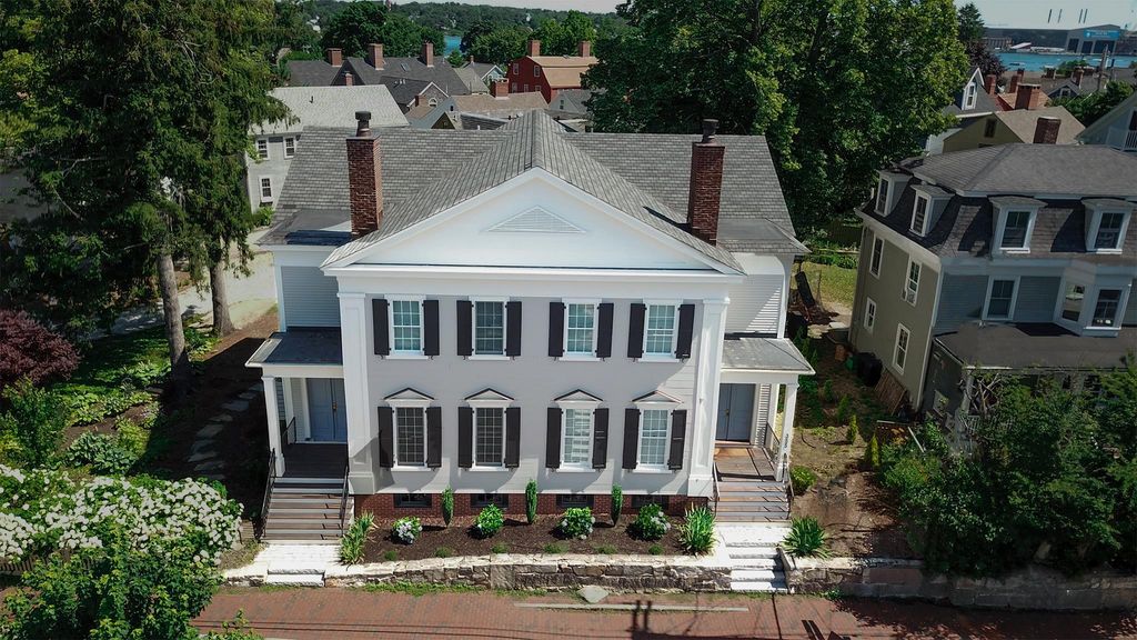 353 Pleasant Street, Portsmouth, NH 03801