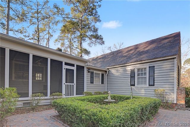 1610 Twin Oak Drive, Fayetteville, NC 28305
