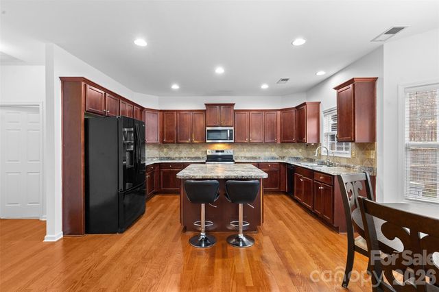 11919 Erwin Ridge Avenue, Charlotte, NC 28213