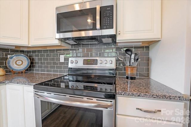 103 Canter Lane, Mooresville, NC 28115