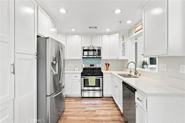 2901 Claremore Lane 51, Long Beach, CA 90815