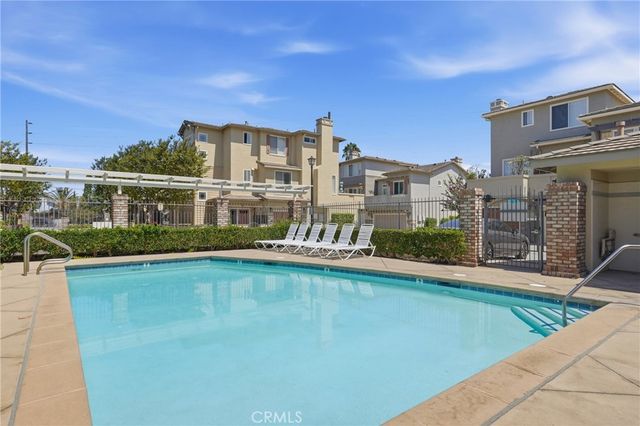 2901 Claremore Lane 51, Long Beach, CA 90815