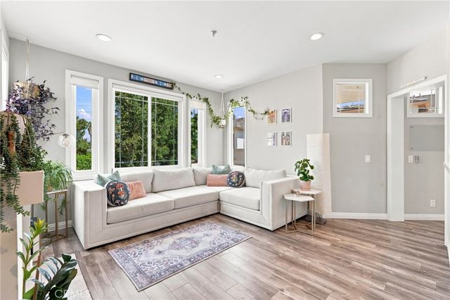 2901 Claremore Lane 51, Long Beach, CA 90815