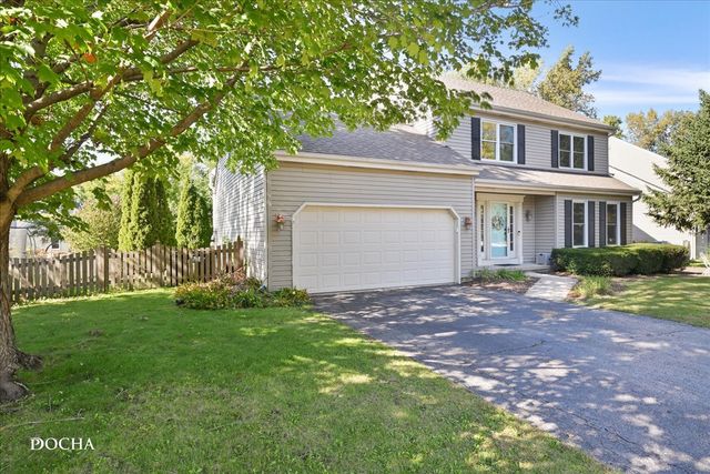3179 Village Green Drive, Aurora, IL 60504