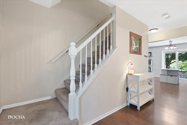 3179 Village Green Drive, Aurora, IL 60504