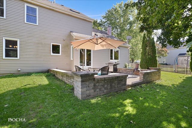 3179 Village Green Drive, Aurora, IL 60504