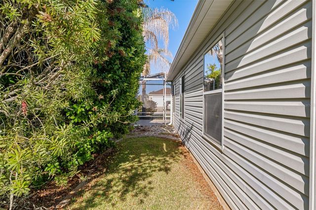 2588 ENGLISH IVY CIRCLE, The Villages, FL 32162