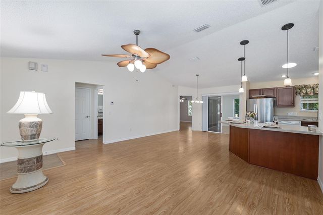 2588 ENGLISH IVY CIRCLE, The Villages, FL 32162