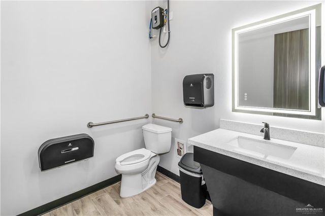 6900 Democracy Drive, Edinburg, TX 78542