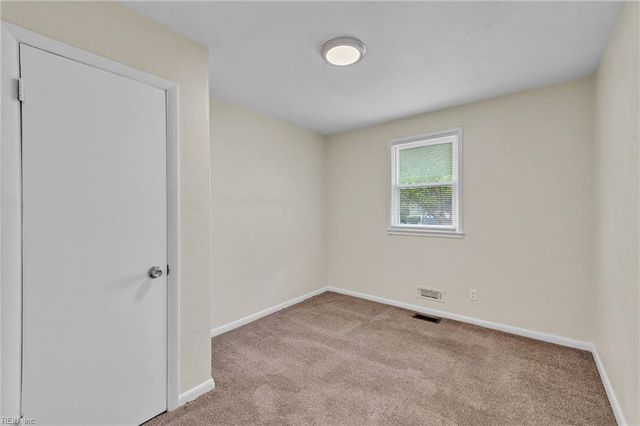 4567 Dora CIR, Norfolk, VA 23513
