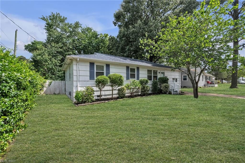 4567 Dora CIR, Norfolk, VA 23513