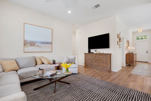 322 River Bluff CIR, Georgetown, TX 78626