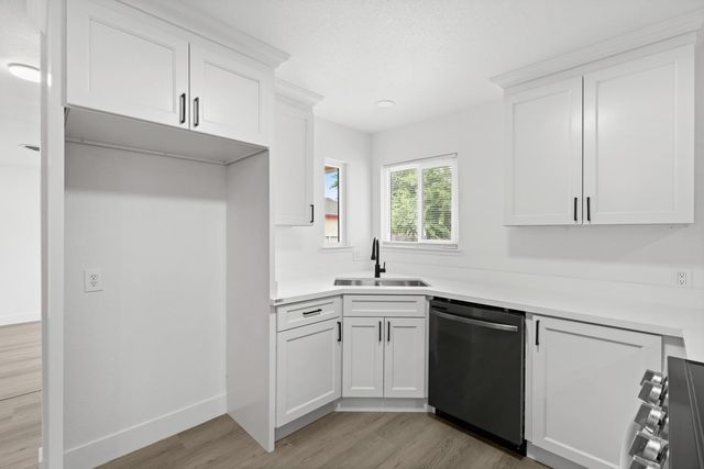 138 Delhi Ave, Stockton, CA 95206