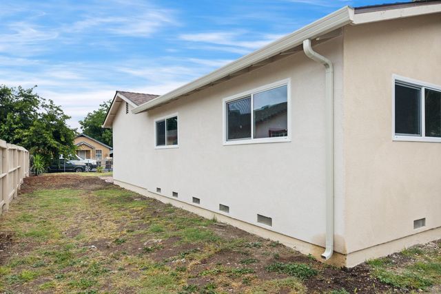 138 Delhi Ave, Stockton, CA 95206