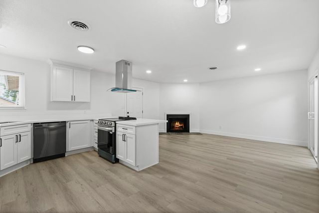 138 Delhi Ave, Stockton, CA 95206