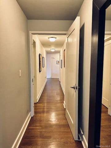 90 Bay Street Landing 8D, Staten Island, NY 10301