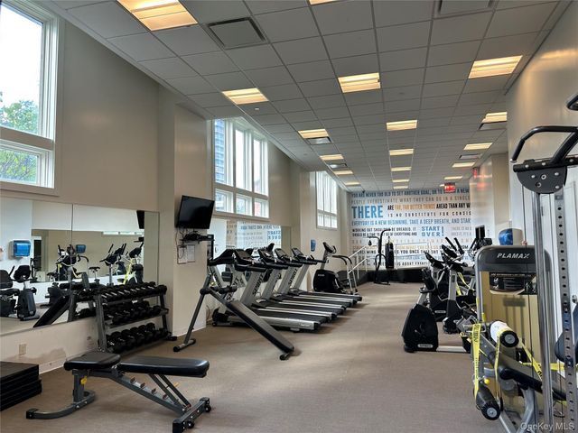 90 Bay Street Landing 8D, Staten Island, NY 10301