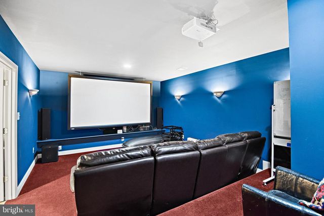 21922 HYDE PARK DR, Ashburn, VA 20147