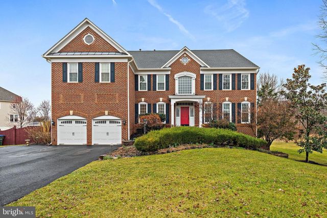 21922 HYDE PARK DR, Ashburn, VA 20147
