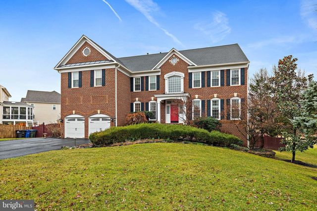 21922 HYDE PARK DR, Ashburn, VA 20147