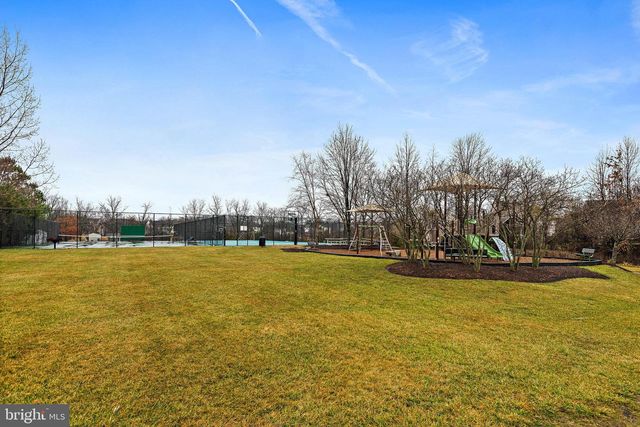 21922 HYDE PARK DR, Ashburn, VA 20147