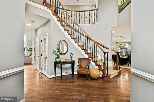 21922 HYDE PARK DR, Ashburn, VA 20147