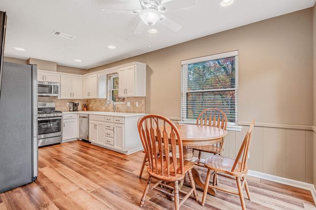 12200 Southridge Drive, Little Rock, AR 72212