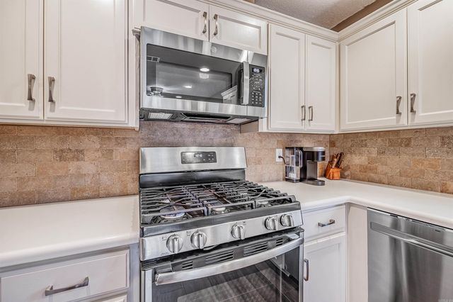 12200 Southridge Drive, Little Rock, AR 72212