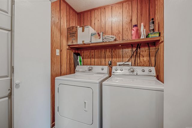 12200 Southridge Drive, Little Rock, AR 72212