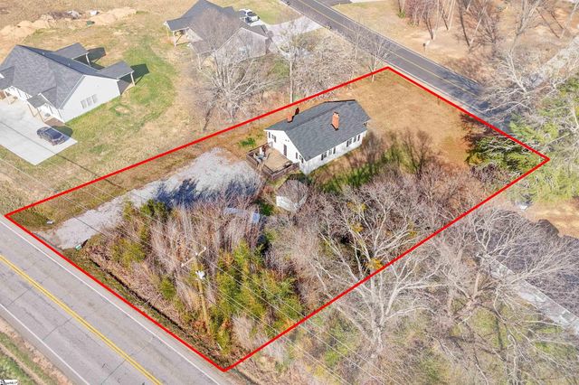 608 Belton Highway, Williamston, SC 29697