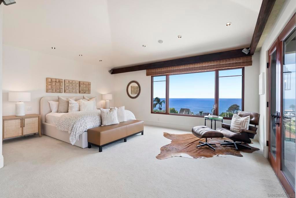 Image 20 of property listing at 1745 Amalfi St, La Jolla, CA 92037
