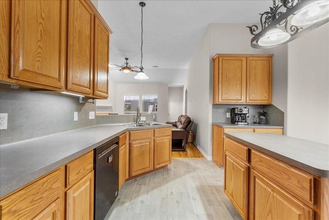 8102 Pinewood Park, Humble, TX 77346