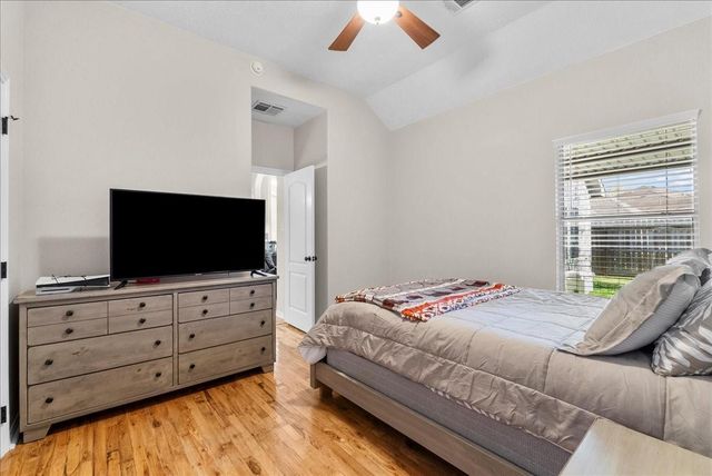 8102 Pinewood Park, Humble, TX 77346