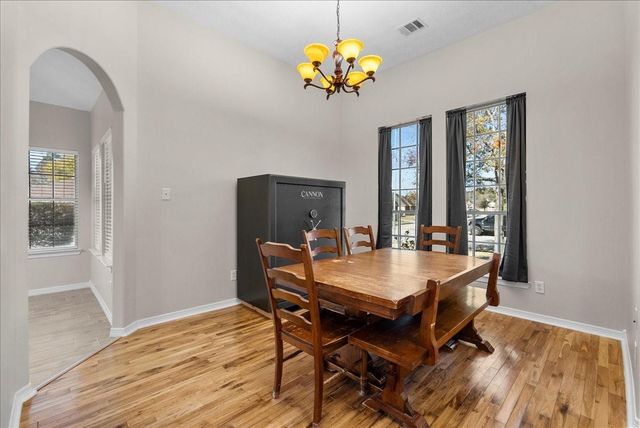 8102 Pinewood Park, Humble, TX 77346