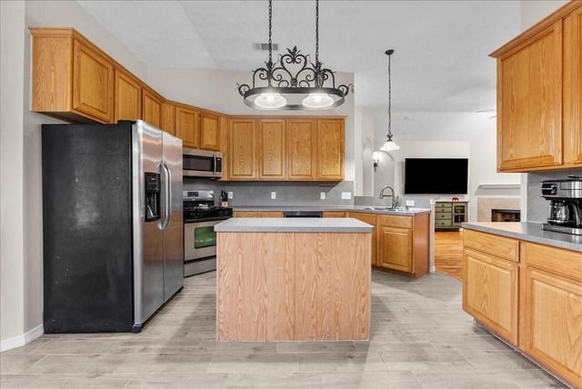 8102 Pinewood Park, Humble, TX 77346