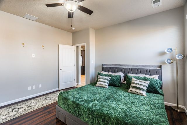 1105 Jacobs Drive NE, Rio Rancho, NM 87144