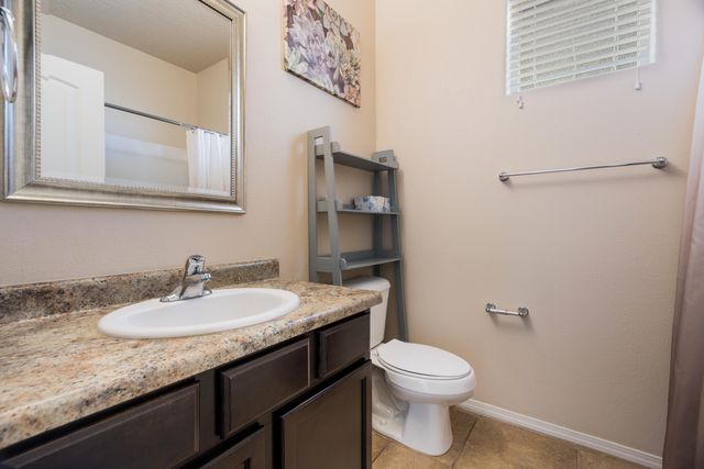 1105 Jacobs Drive NE, Rio Rancho, NM 87144