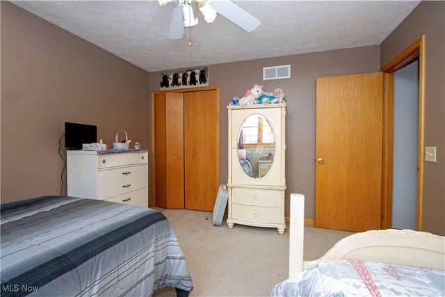 5443 Chadwell Circle, Ravenna, OH 44266