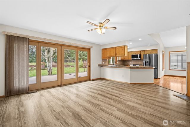 6849 Raspberry Drive, Everson, WA 98247