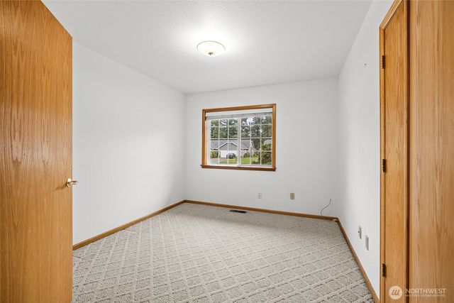 6849 Raspberry Drive, Everson, WA 98247